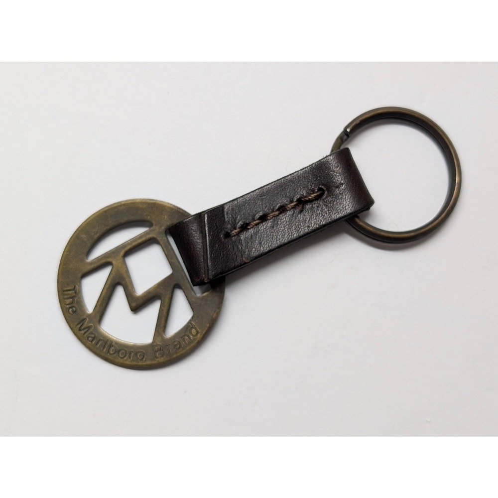 Vintage Marlboro Brand Solid Brass Leather Keychain Made in USA Western Key‎ Fob